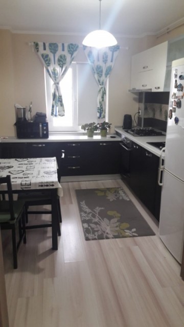 cantacuzino-z-zimbrului-3camere-confort1a-et4-mobilat-75000-euro-14